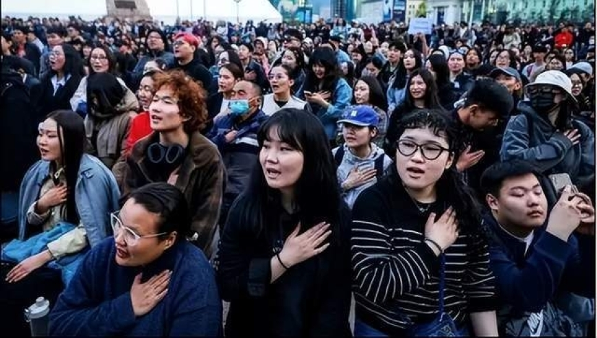澳门乐合彩今晚开什么,中国影史年度票房最快200亿纪录,权威独家讨论与热门话题_iPadV7.16